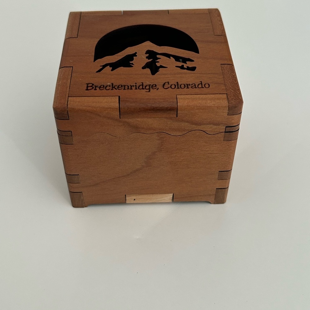 Wooden Breckenridge Colorado Keepsake Box - Picture 2 of 6